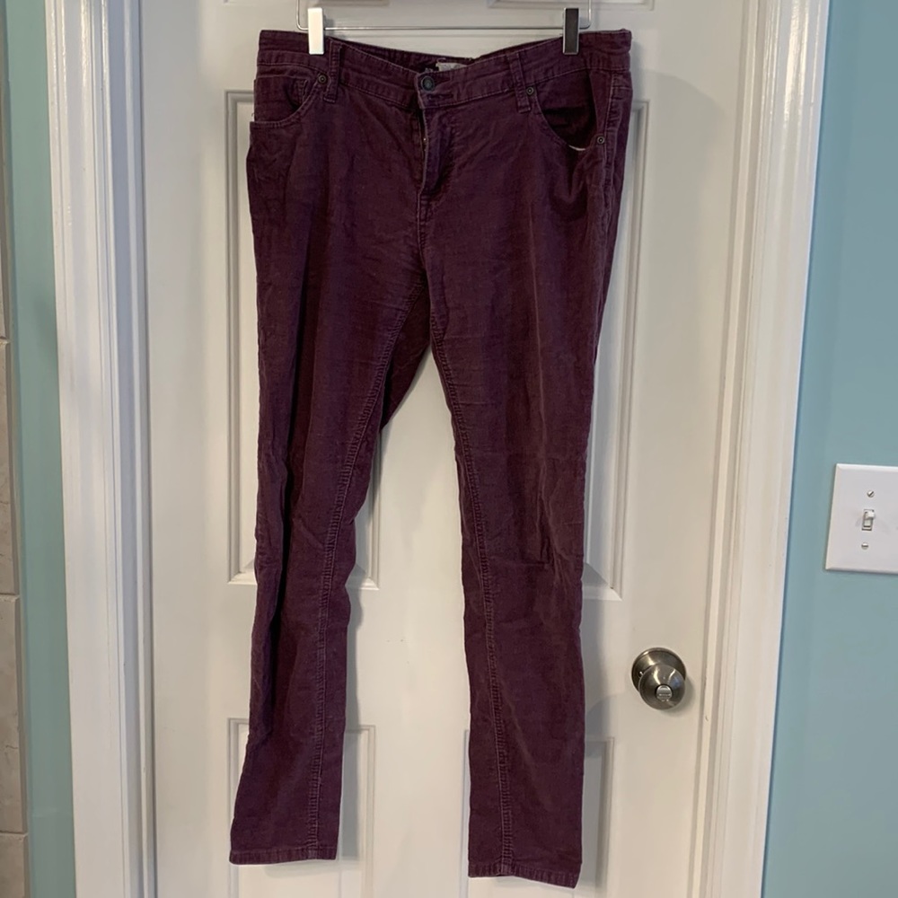 Purple corduroy skinny pants